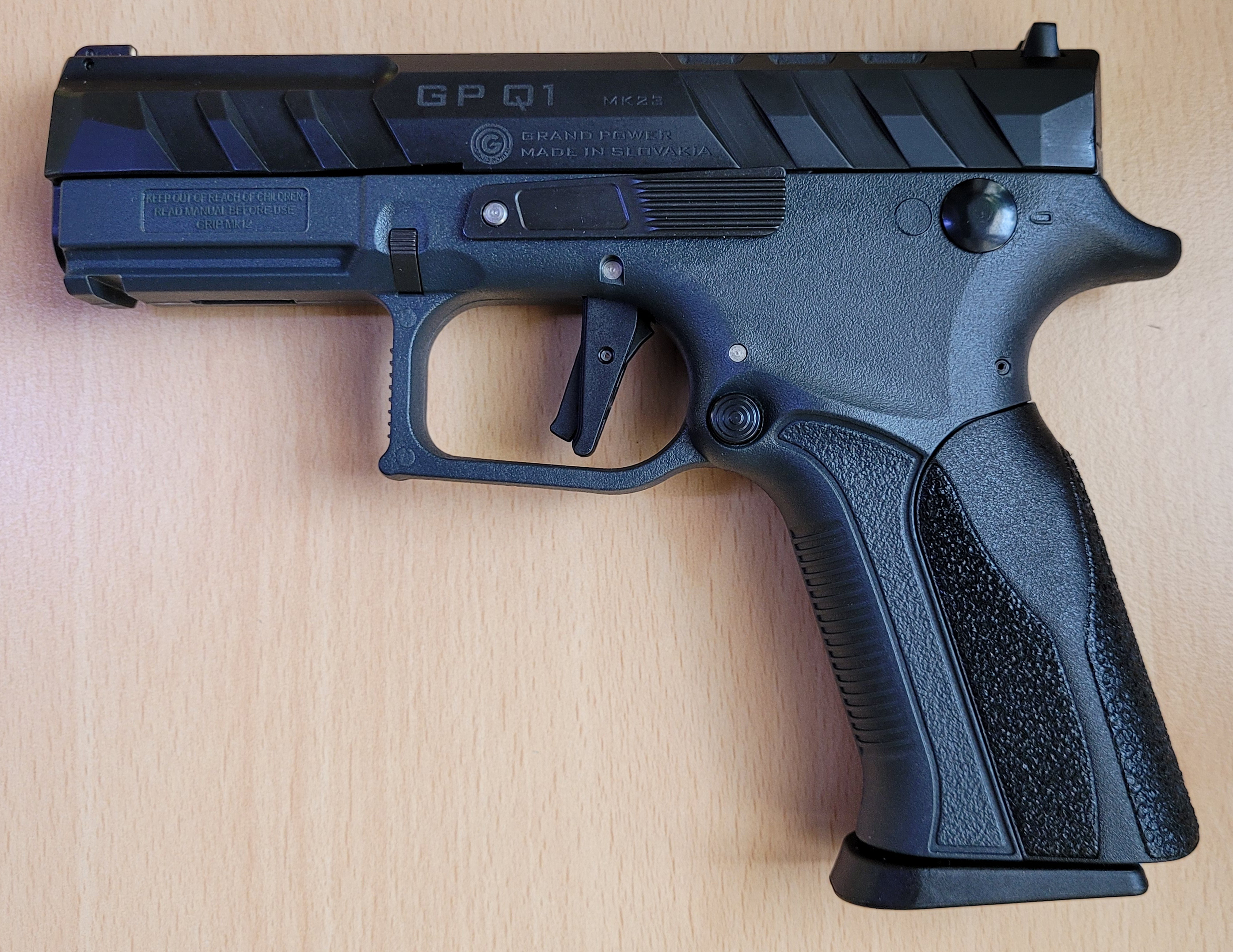 Grand Power Q1 MK23 šedá
