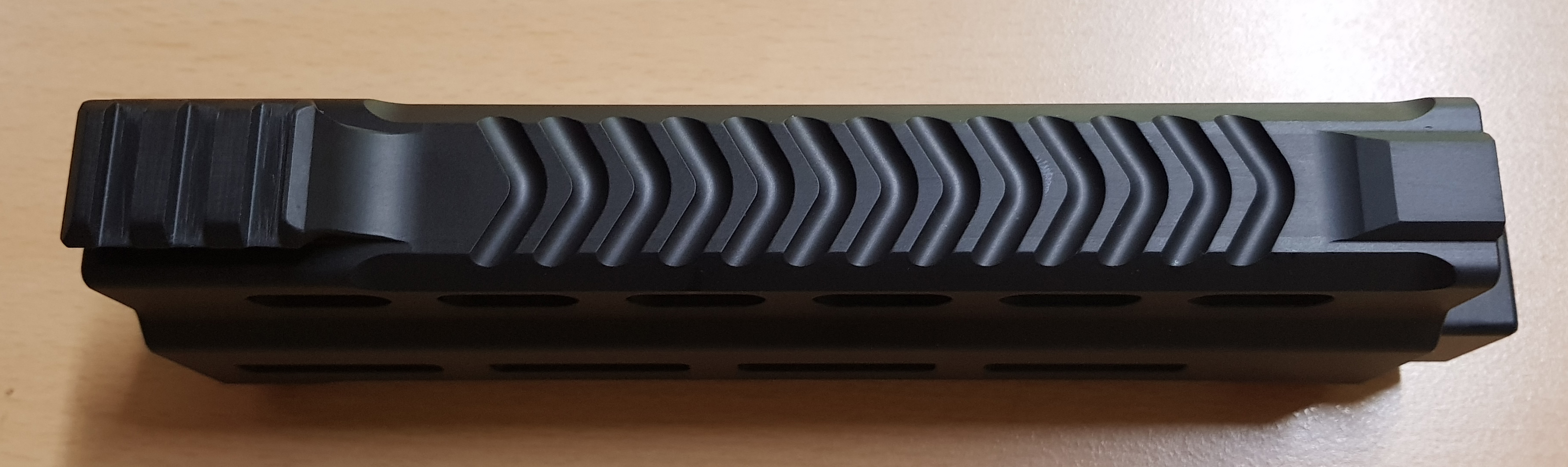 Předpažbí Stribog 16" M-Lock